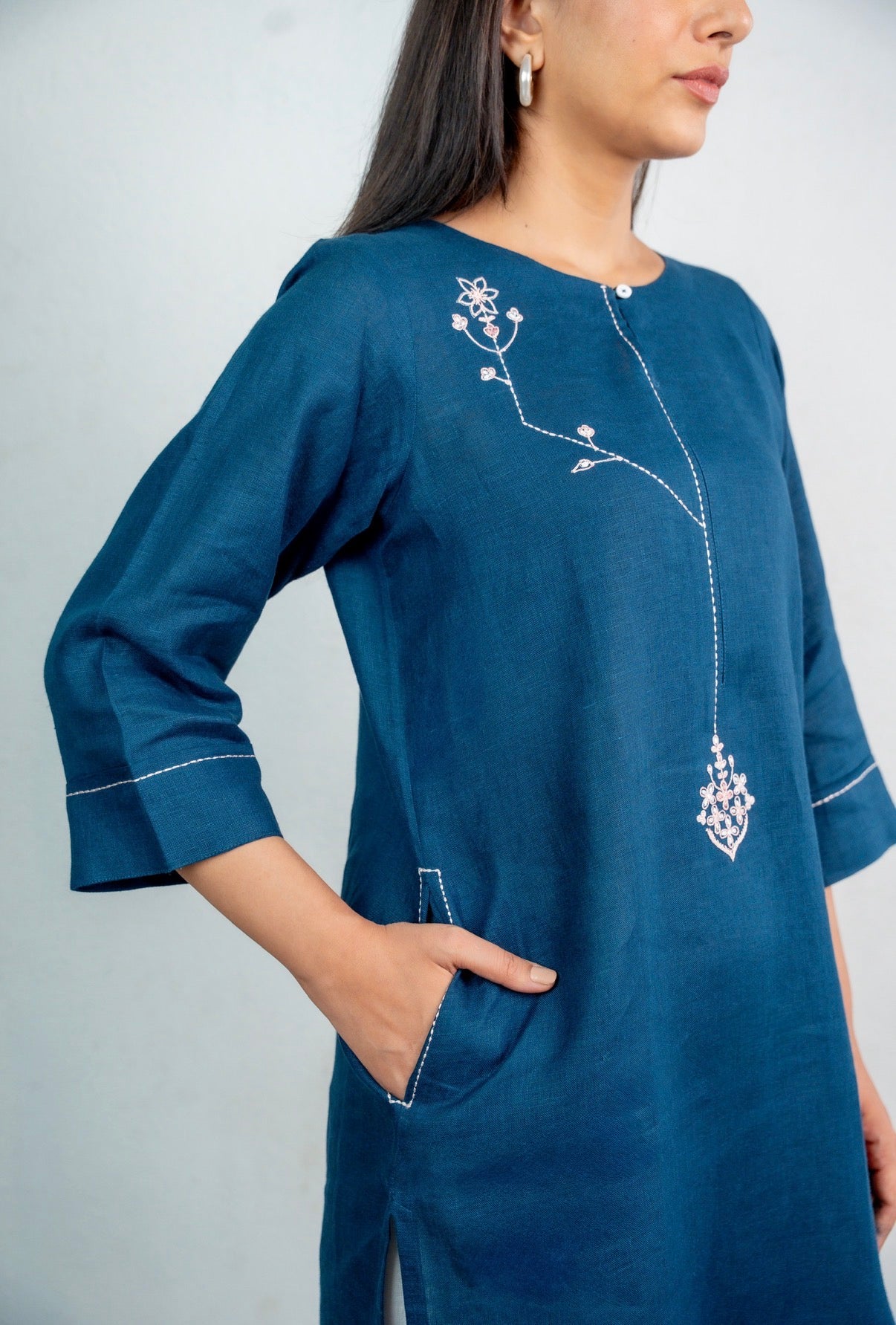 CORNFLOWER BLUE-WHITE PAIR