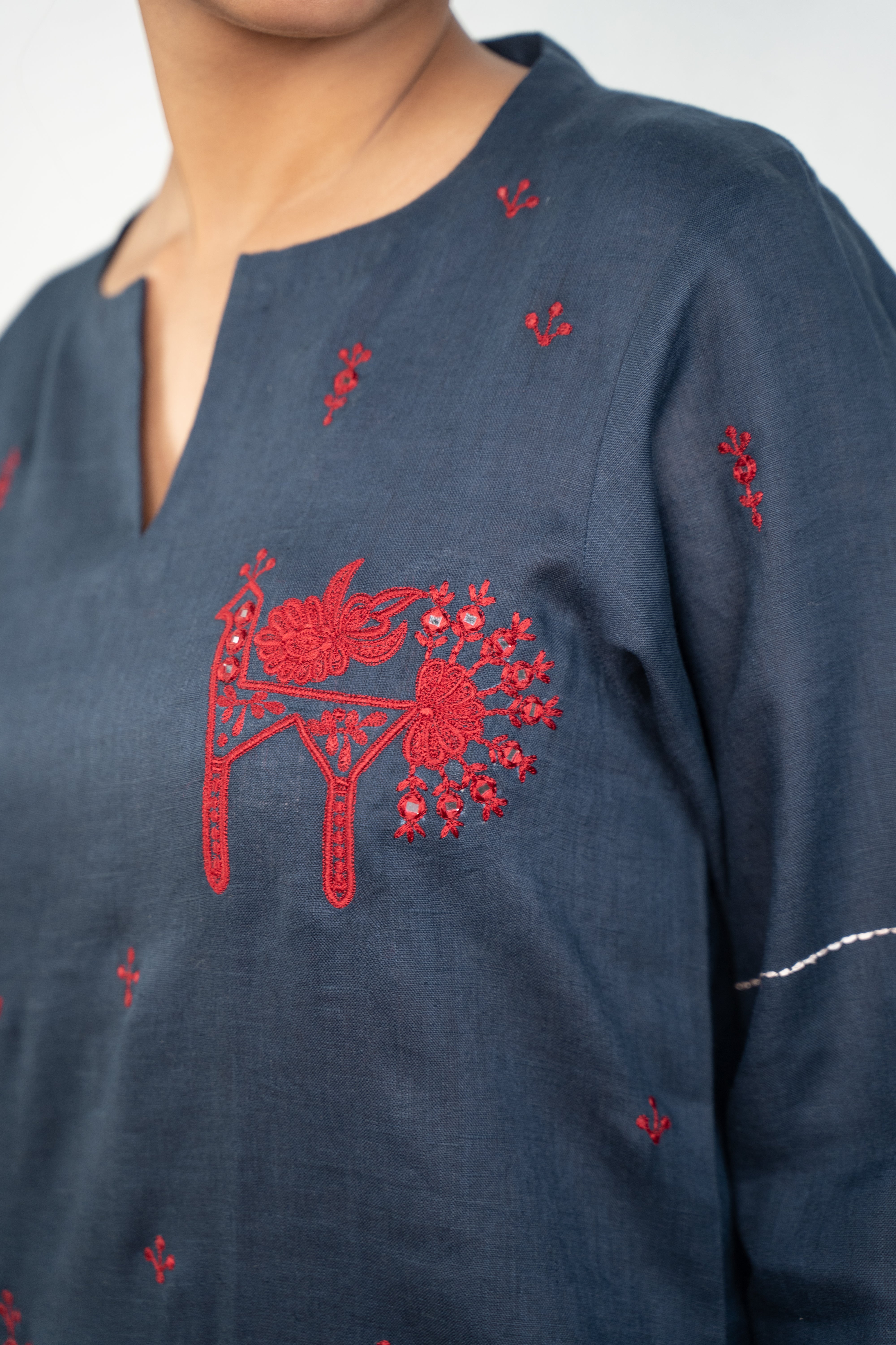 NIGHT BLUE LINEN KURTA PANT