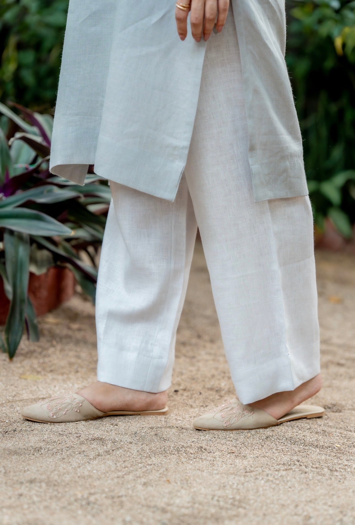 CLOUD GREY LINEN PAIR