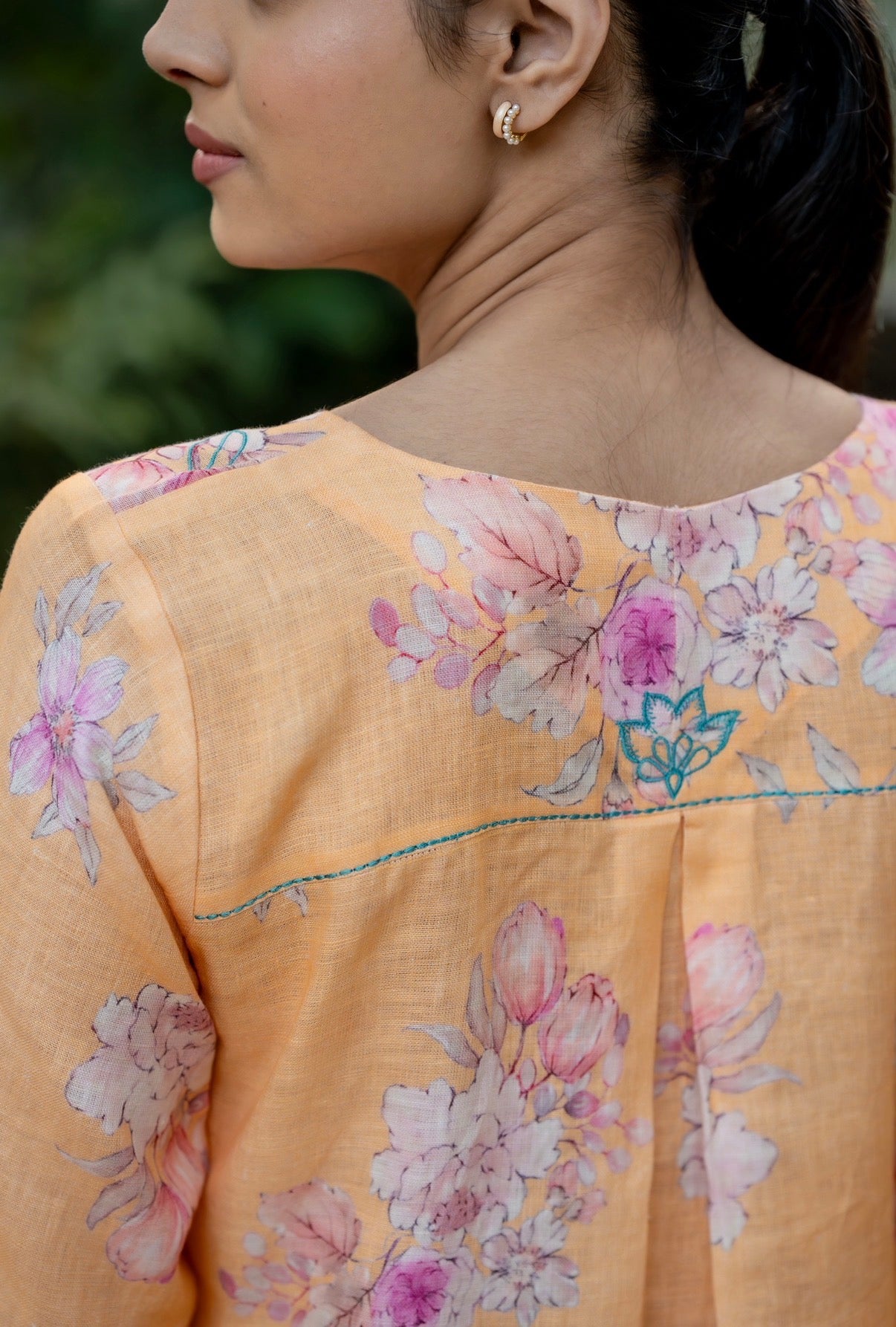 Bright Flower Linen Pair