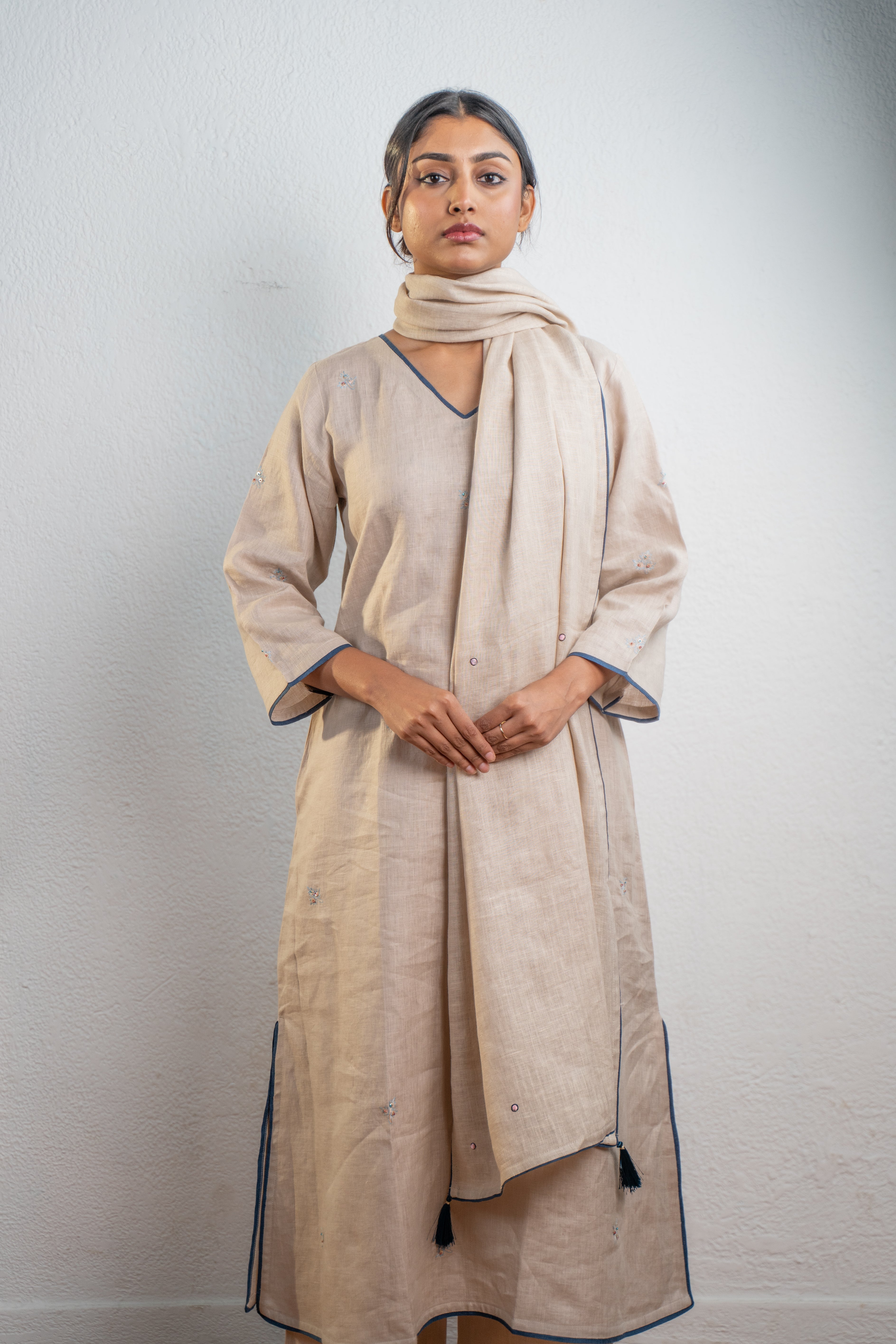 WARM NATURAL LINEN SET