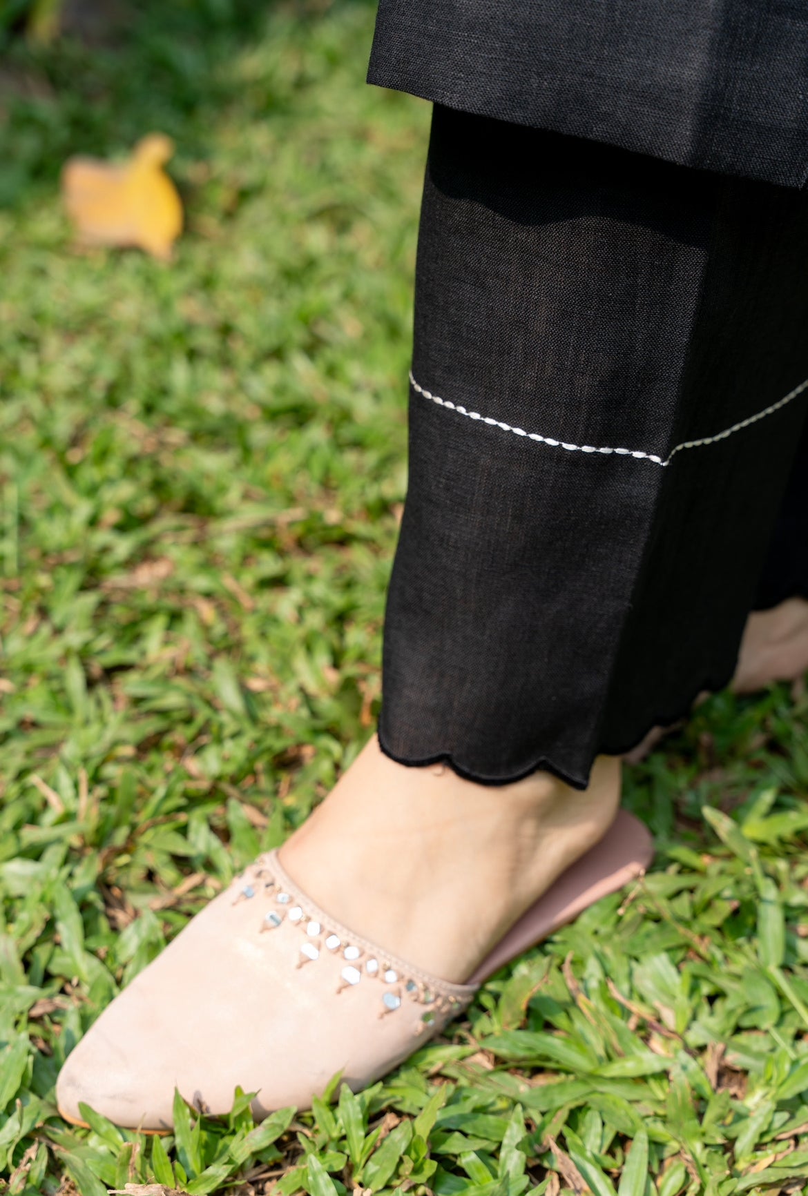 METAL BLACK LINEN PAIR