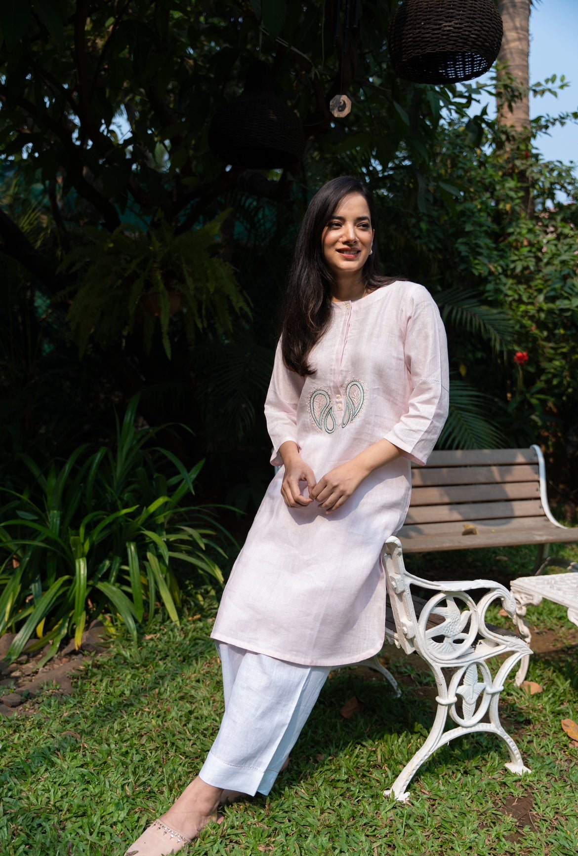 PASTEL PINK-WHITE LINEN PAIR