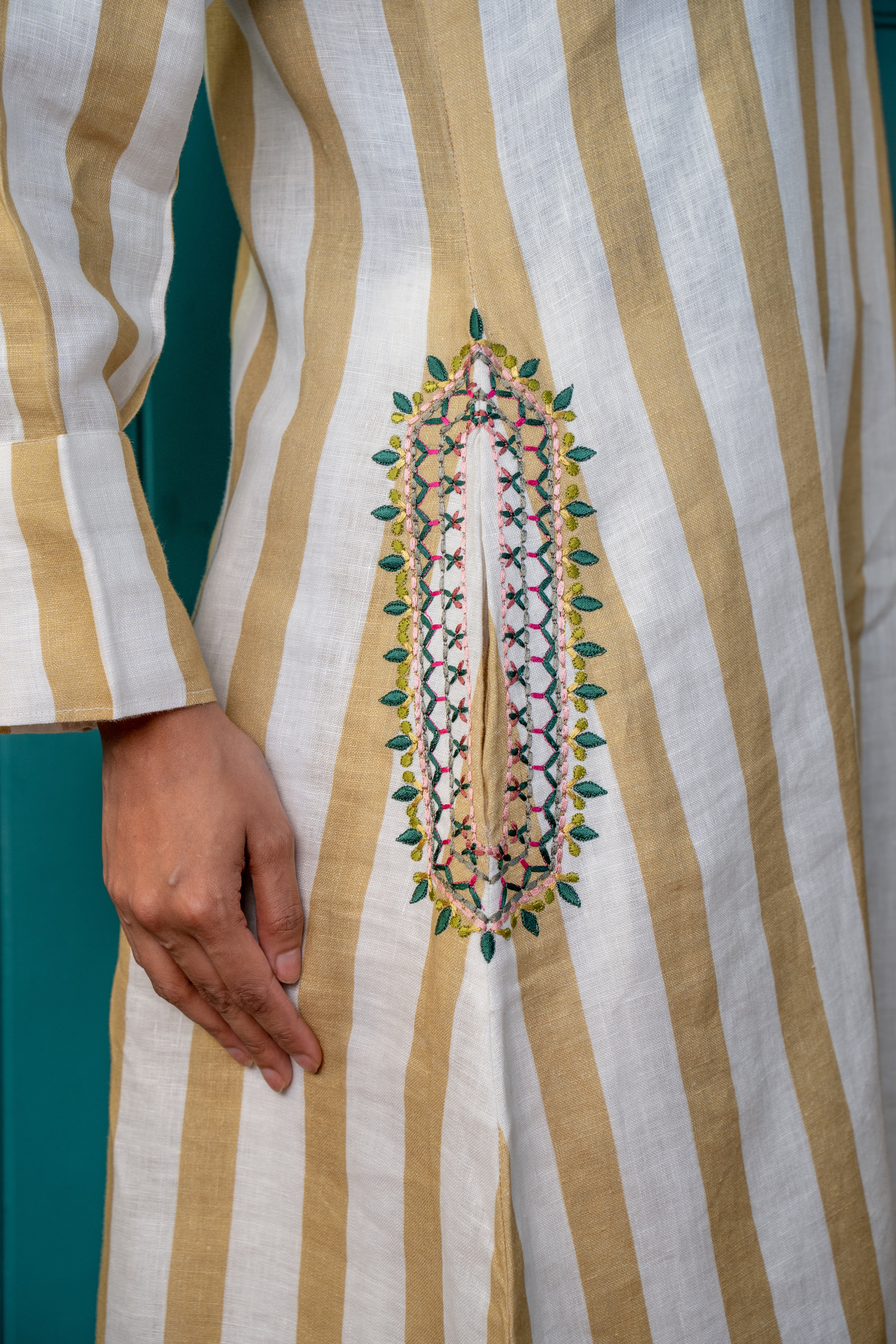 MUSTARD STRIPE LINEN PAIR