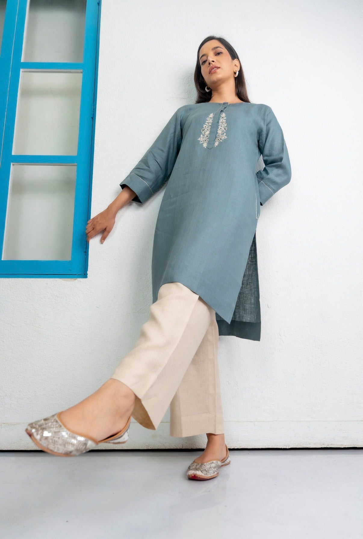 Tiffany Blue-Ivory Linen Pair