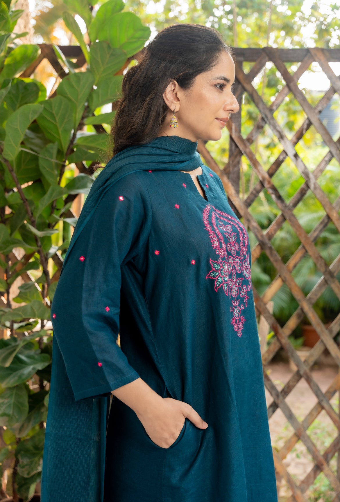 PEACOCK BLUE LINEN SET