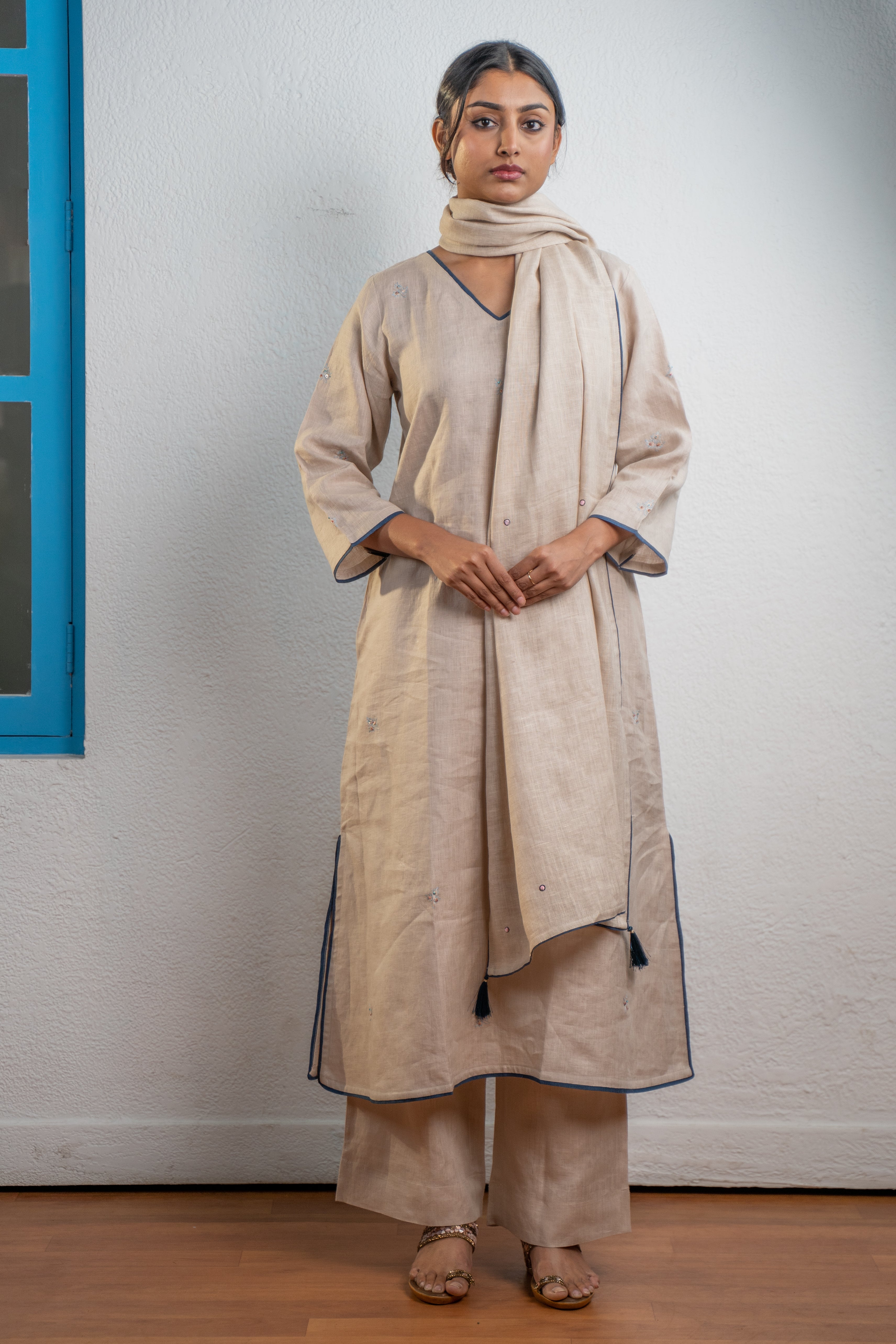 WARM NATURAL LINEN SET