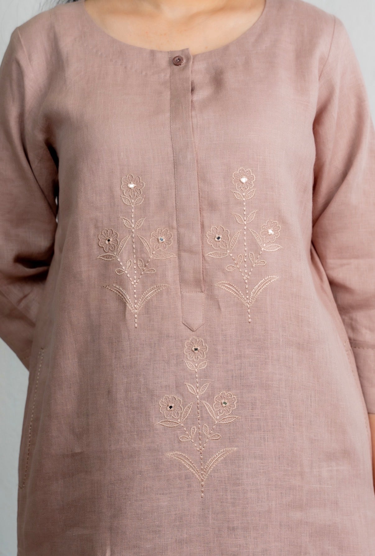 Rose Taupe - Black Linen Pair