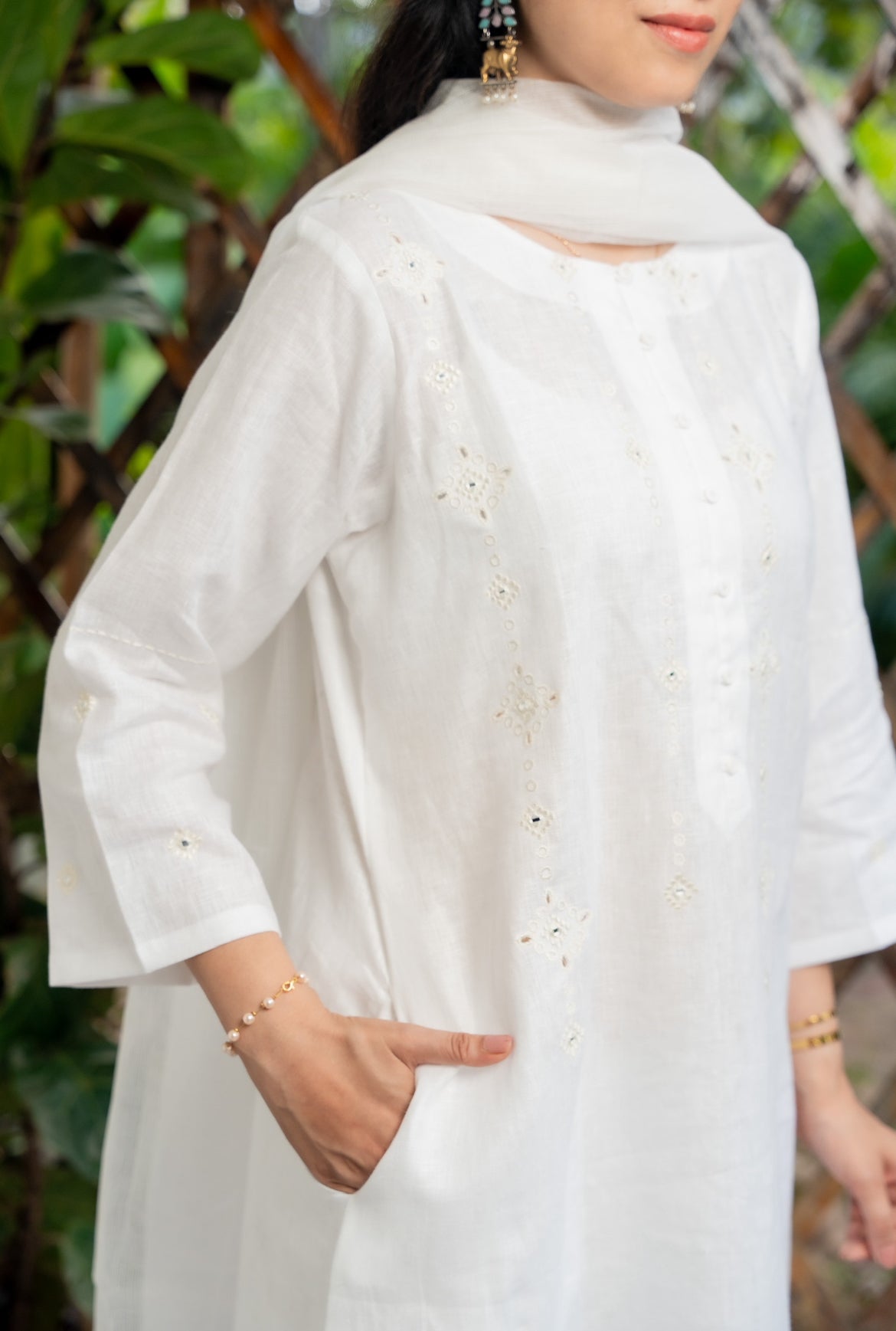 STAR WHITE LINEN SET