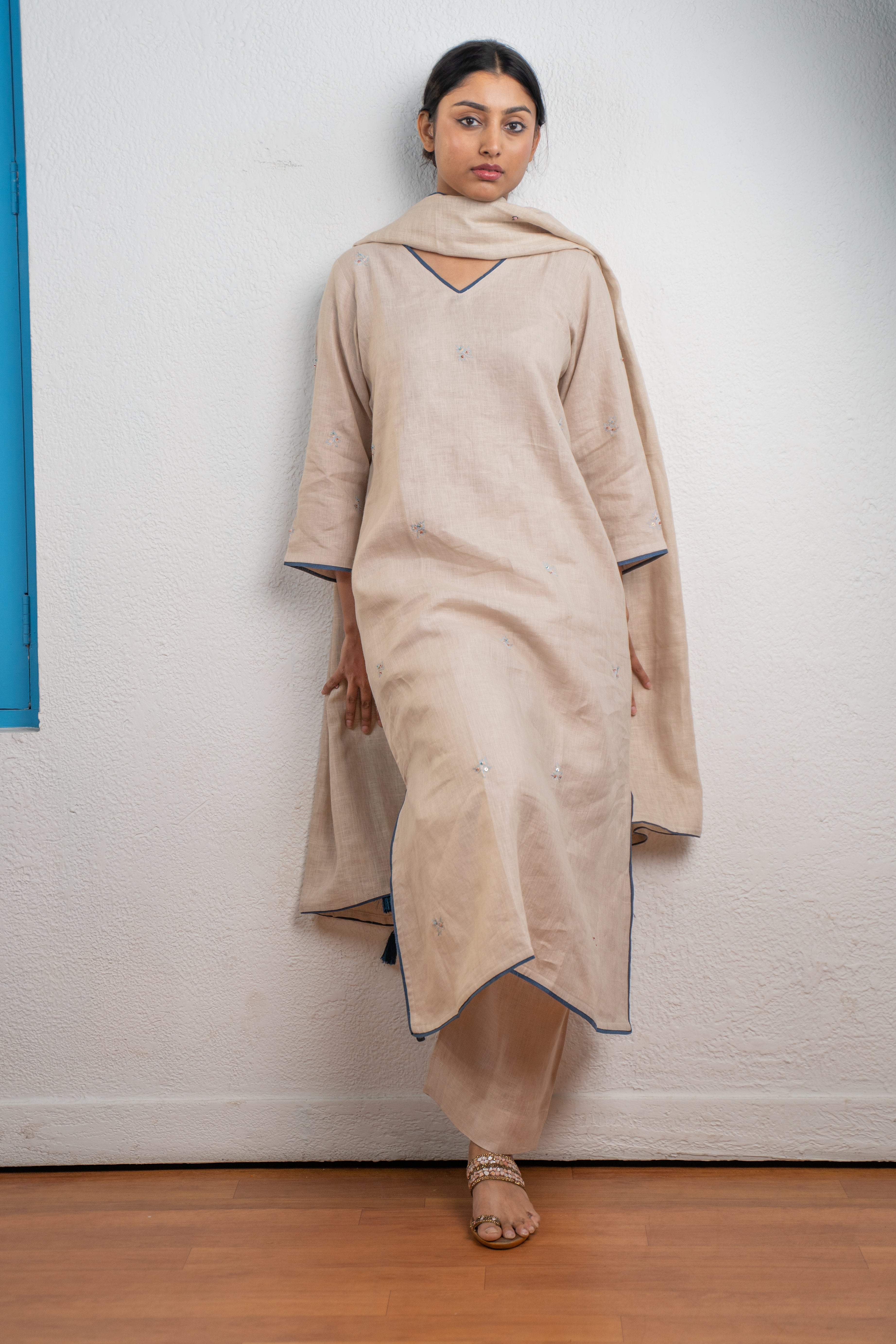 WARM NATURAL LINEN SET