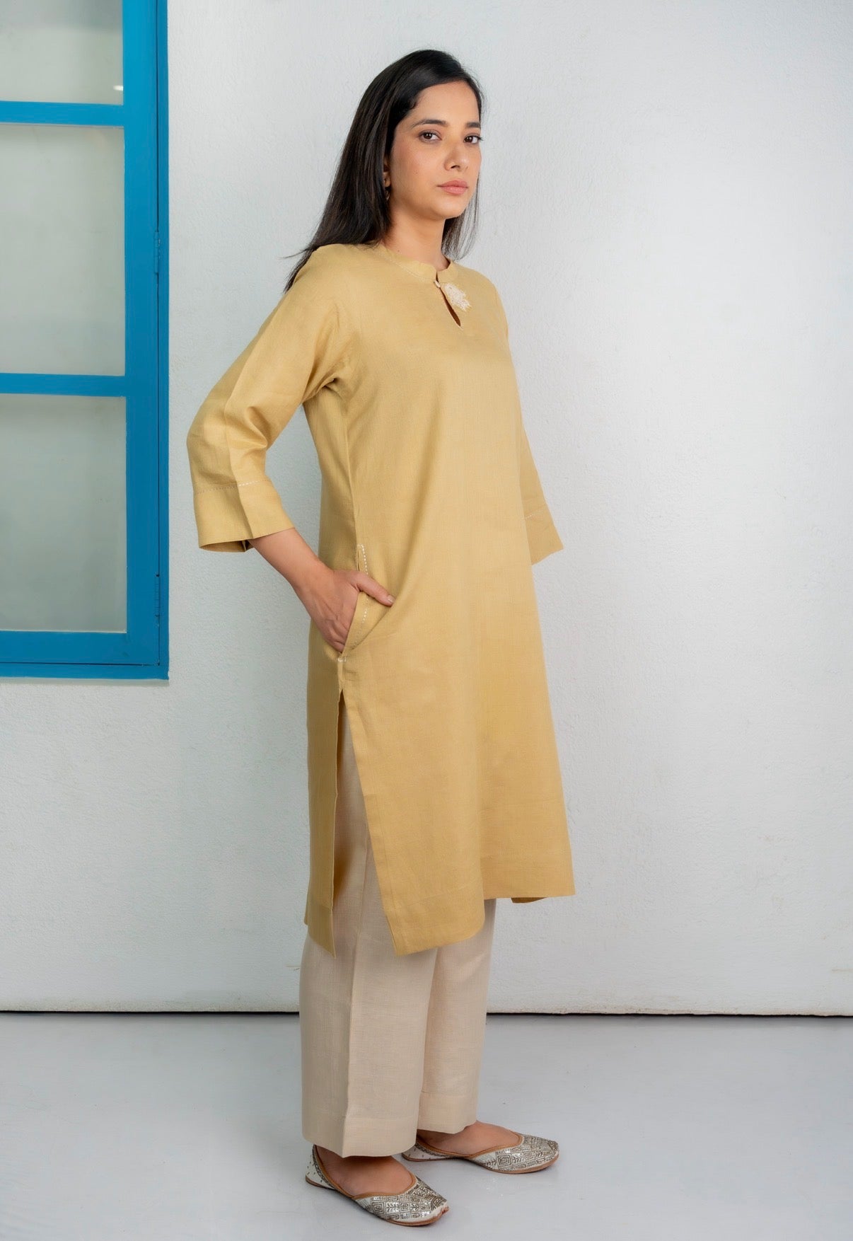 Old Yellow-Ivory Linen Pair
