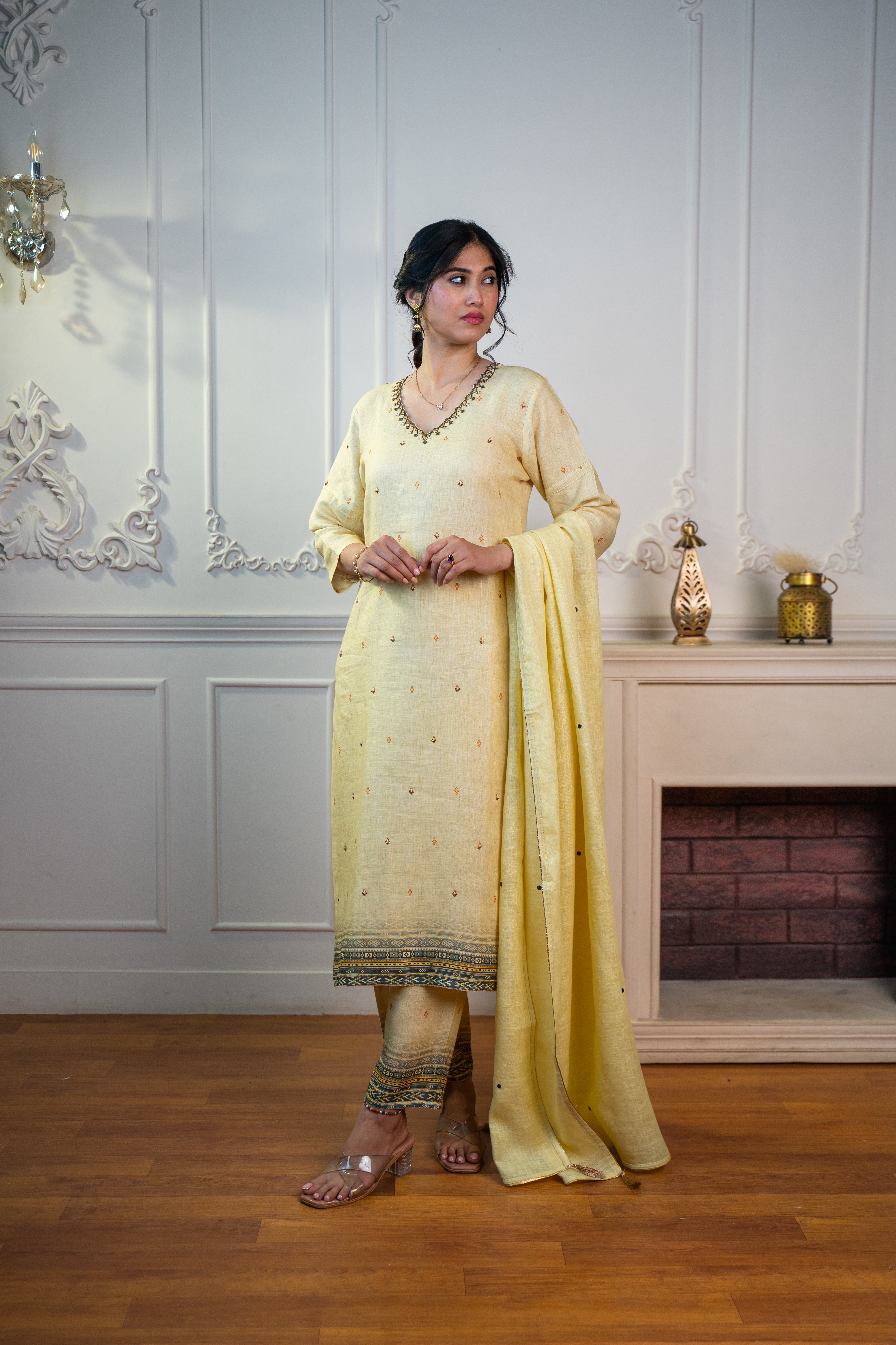 VIVID YELLOW LINEN SET