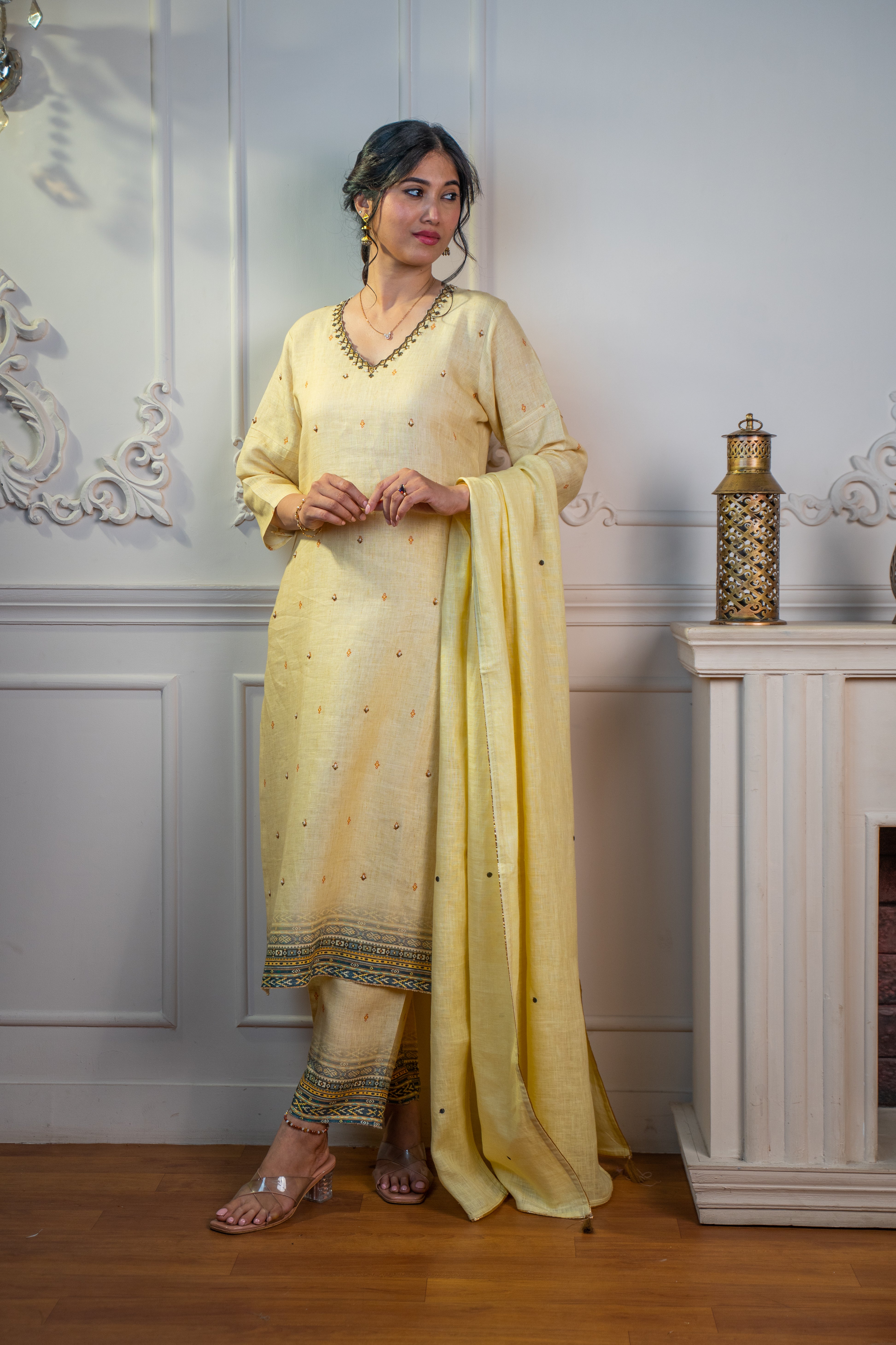 VIVID YELLOW LINEN SET