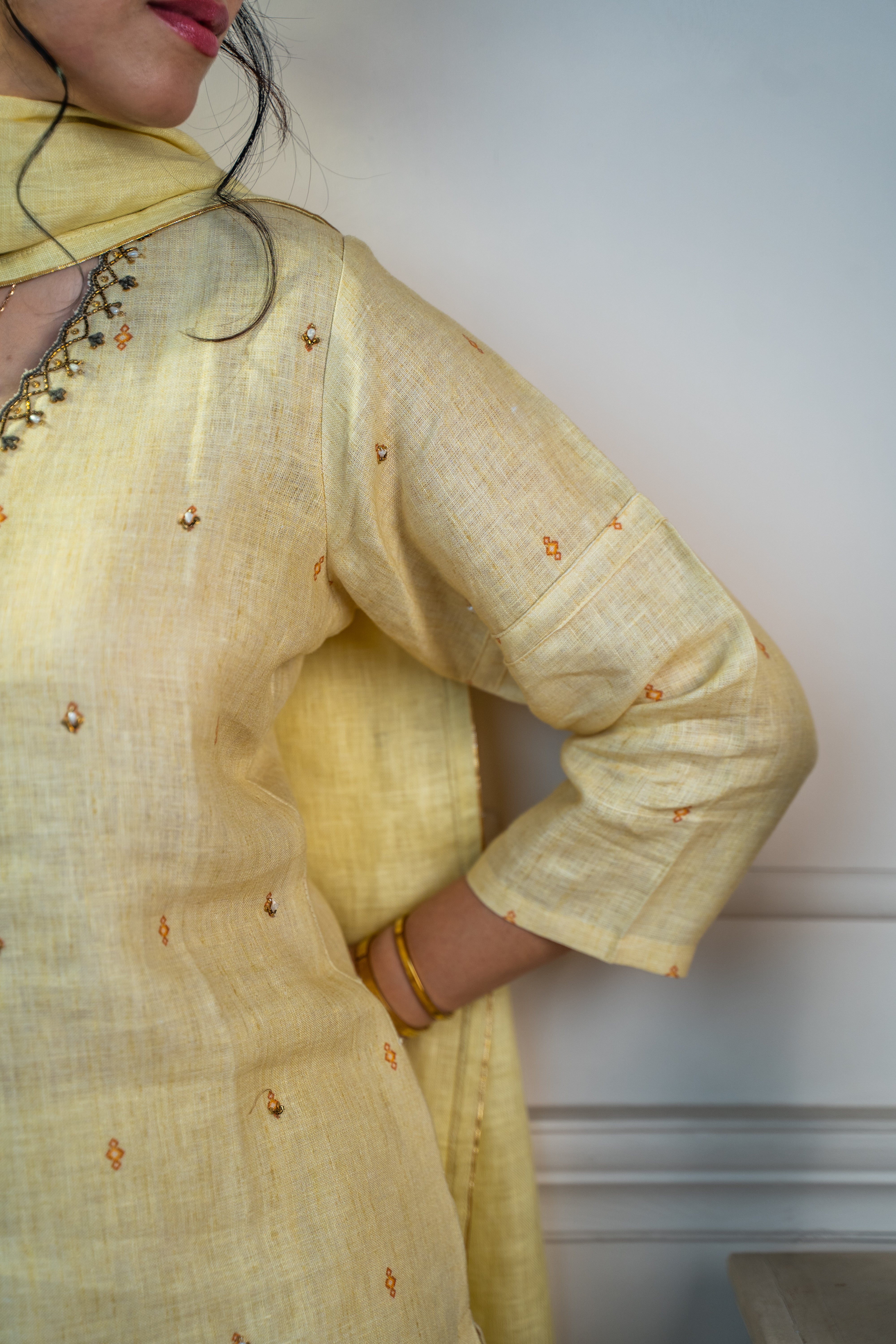 VIVID YELLOW LINEN SET