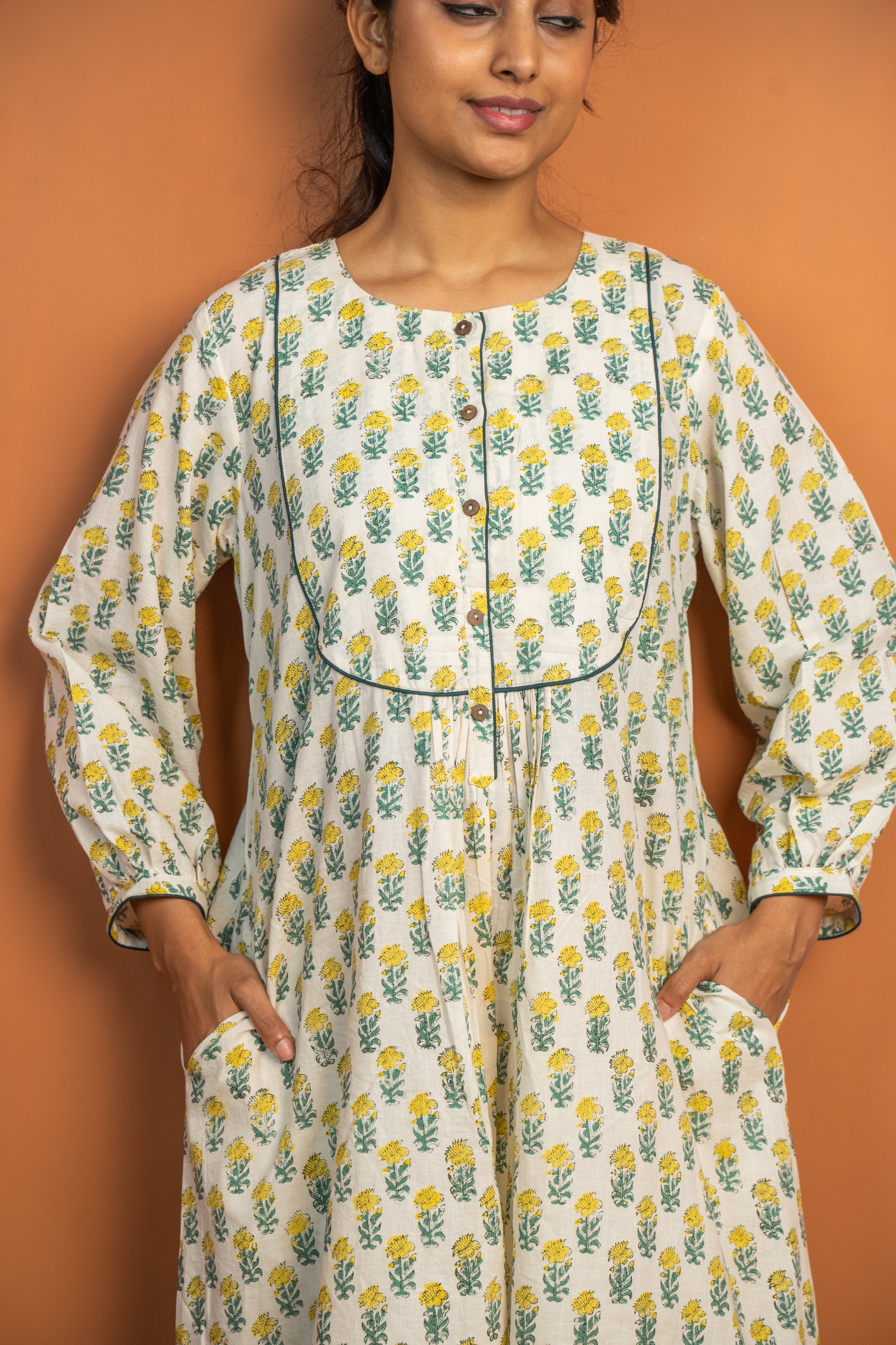 PAPER WHITE COTTON PAIR