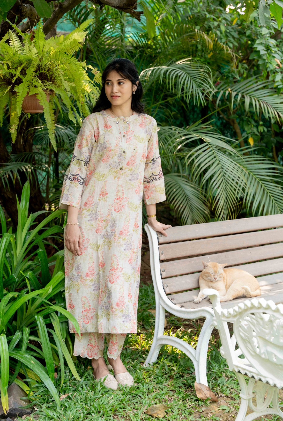 NATURAL FLORAL LINEN PAIR