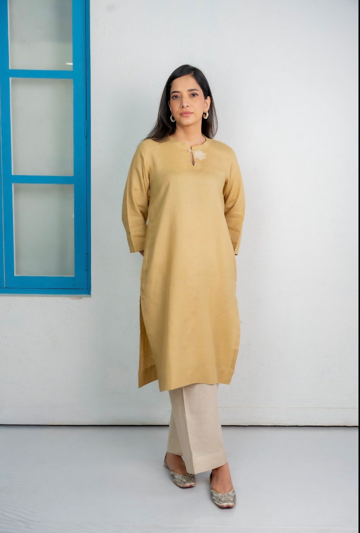 Old Yellow-Ivory Linen Pair
