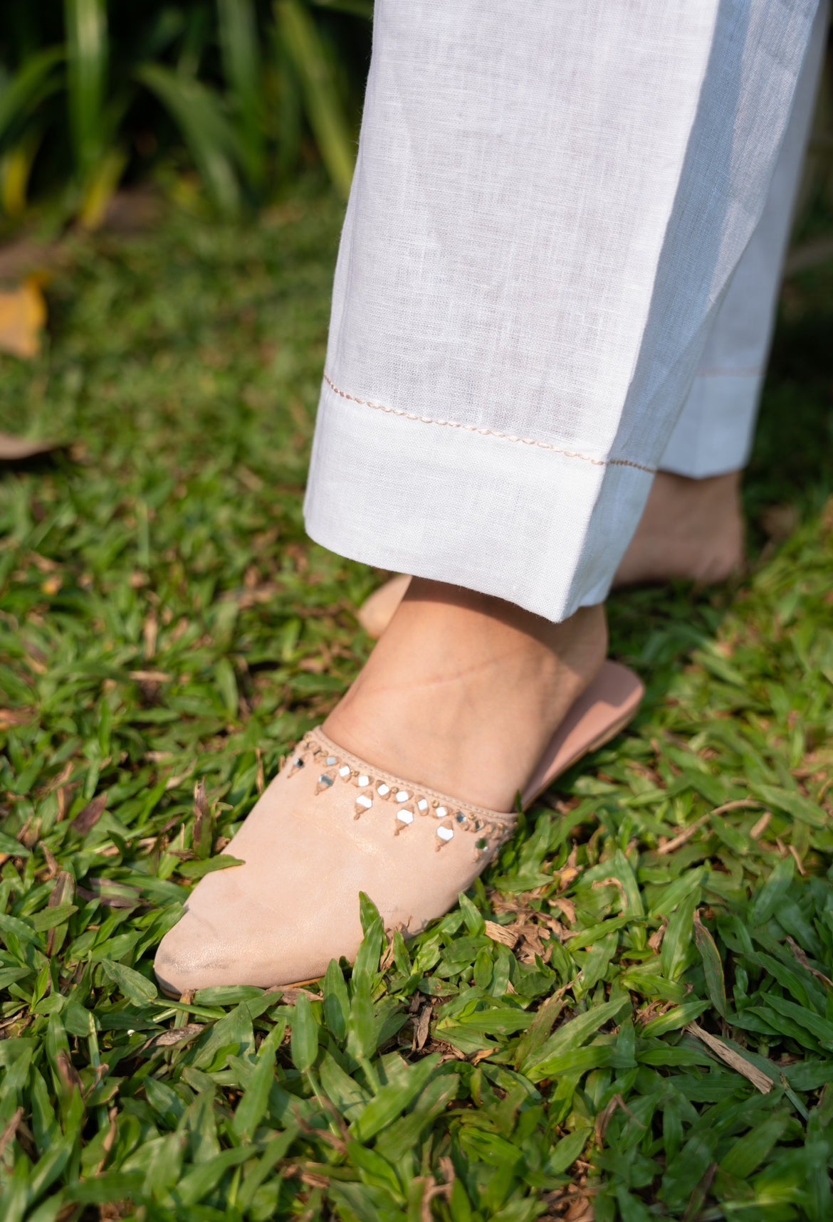 PASTEL PINK-WHITE LINEN PAIR