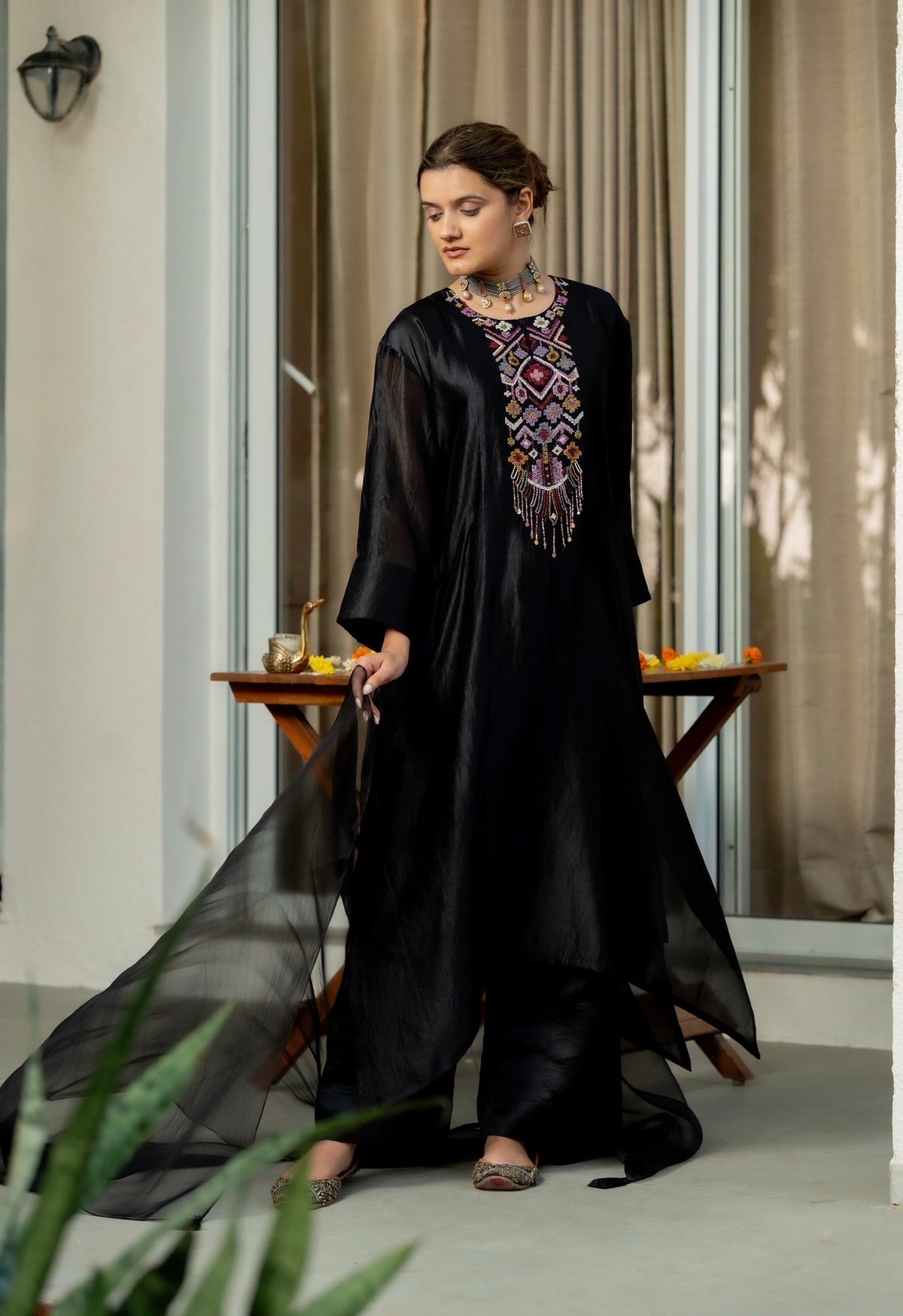 Ebony Black Kora Silk Set