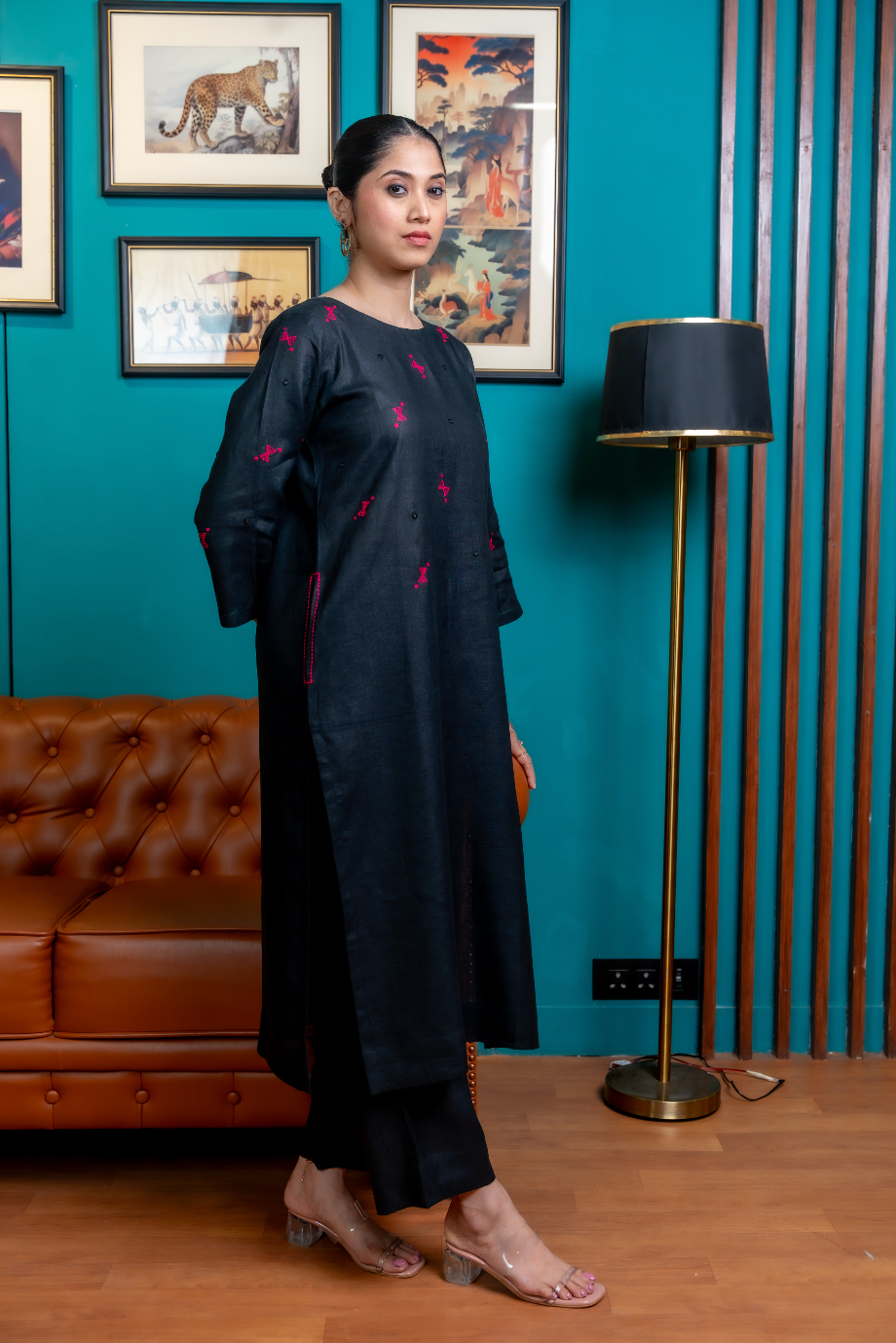 Coal Black Linen Pair