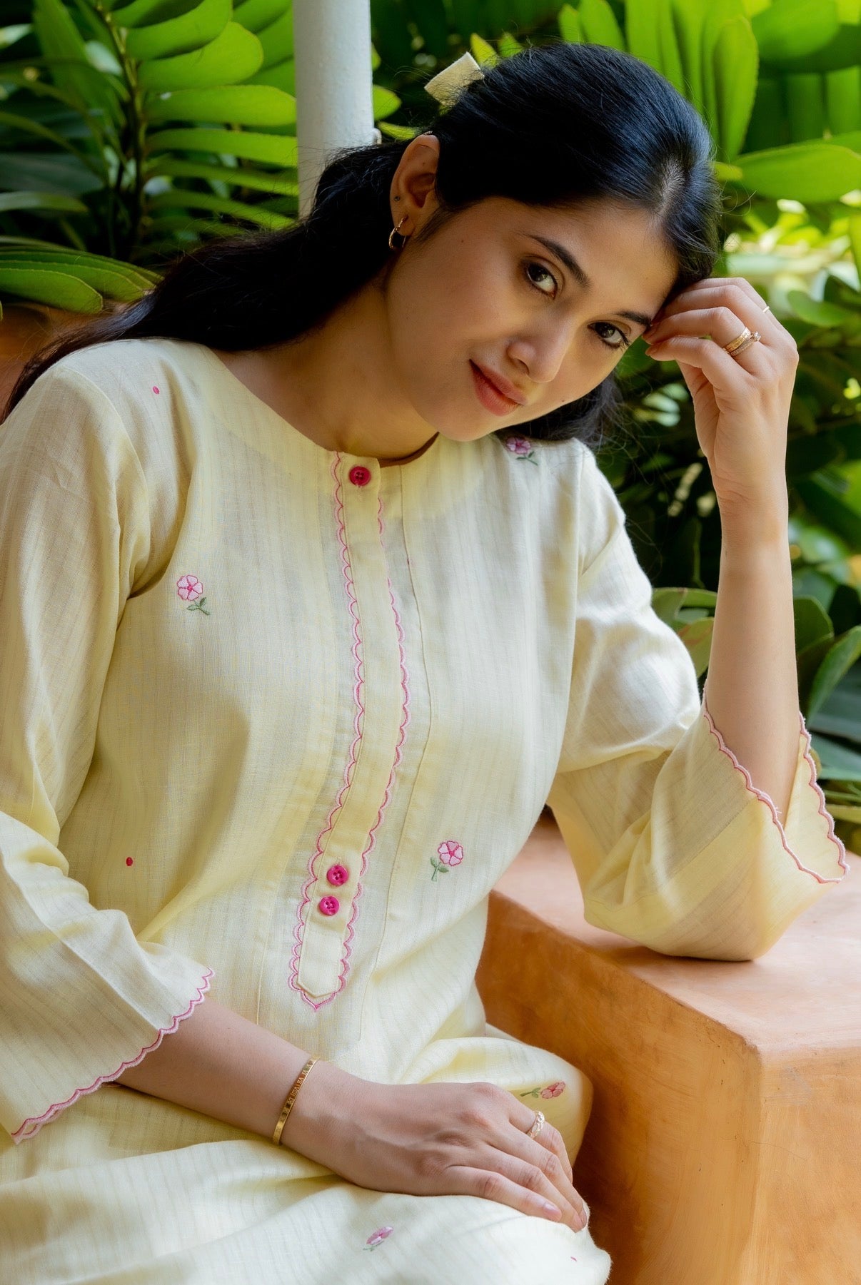 Soft Yellow Pair