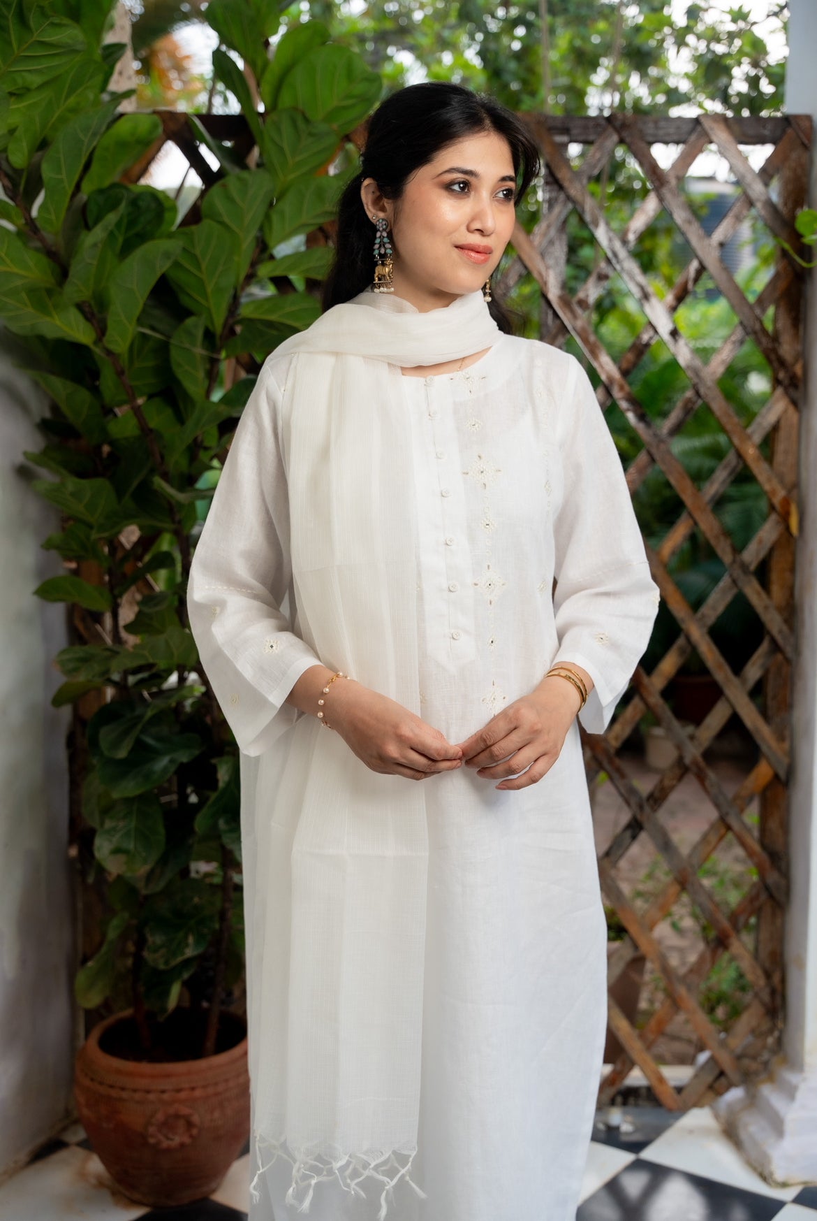 STAR WHITE LINEN SET