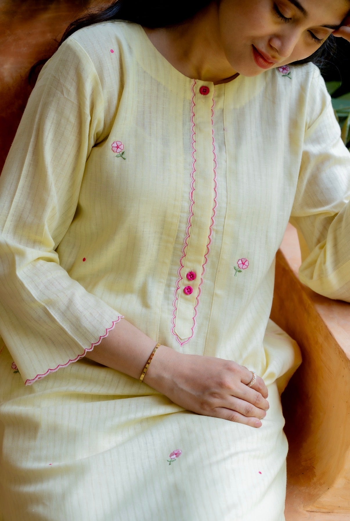 Soft Yellow Pair