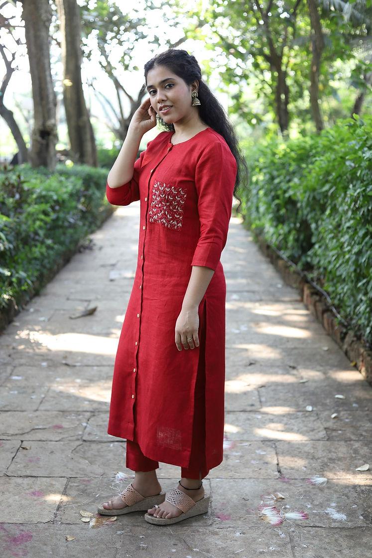 Scarlet Red Zardosi Pocket linen set - Siara Women