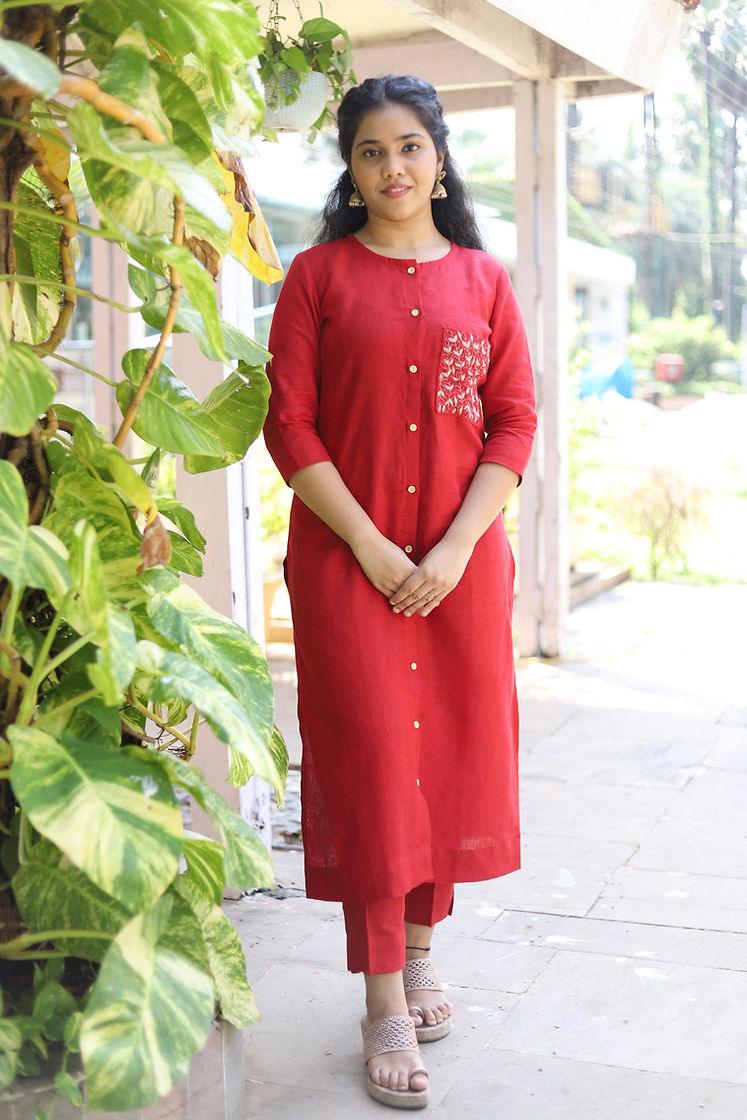 Scarlet Red Zardosi Pocket linen set - Siara Women