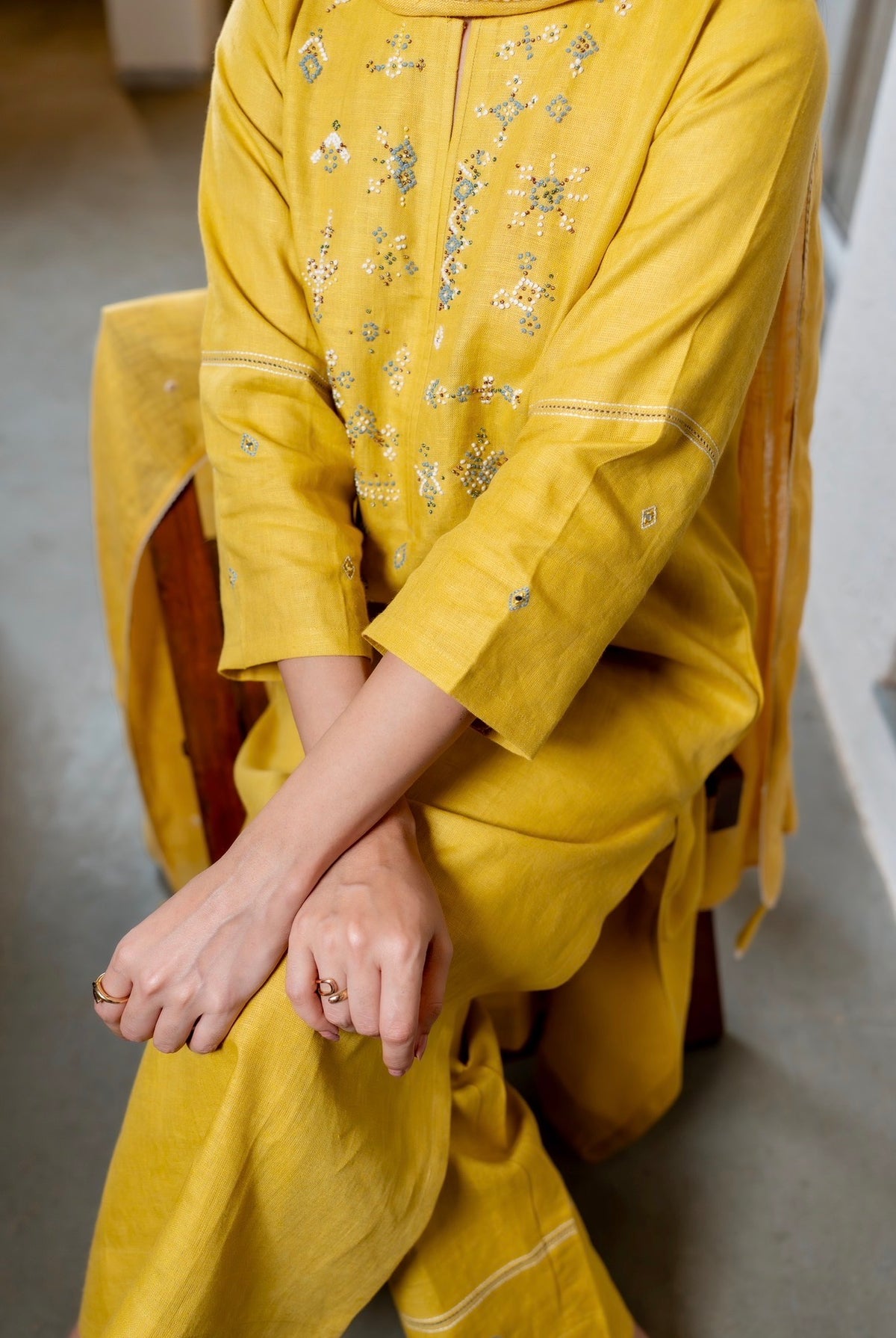 Old Gold Mustard Linen Set