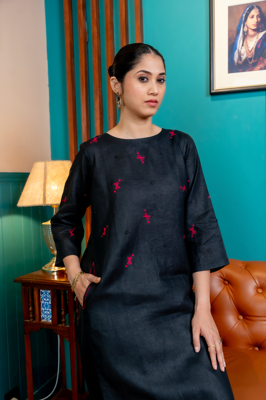 Coal Black Linen Pair