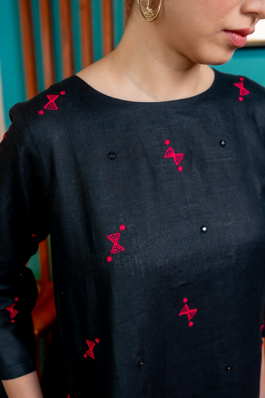 Coal Black Linen Pair