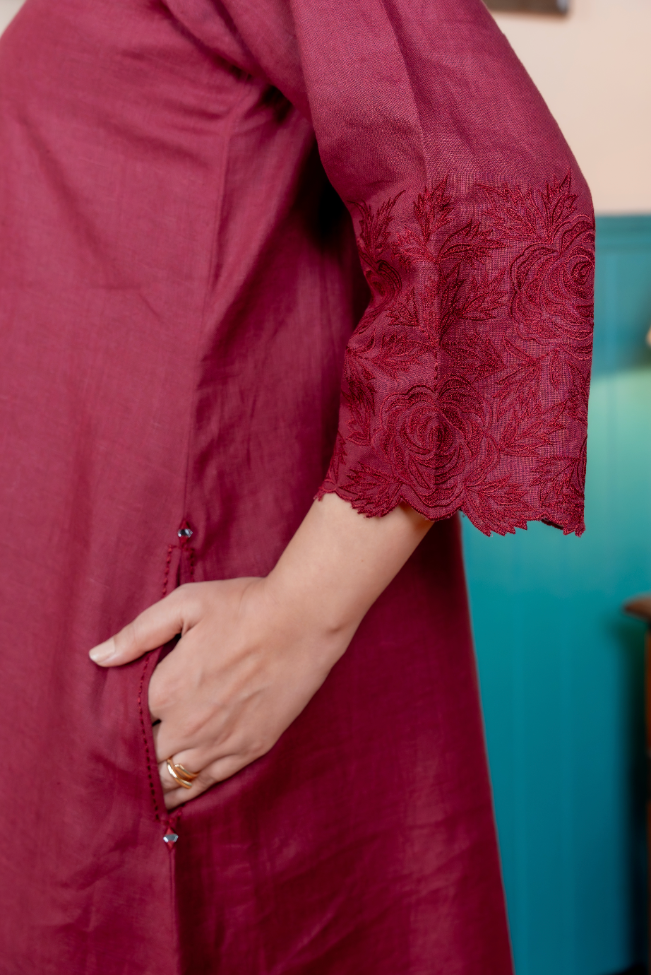 Maroon Rose Linen Pair